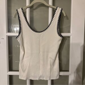 J Crew Factory Women’s White tank w navy contrast stitching Size Medium Spring